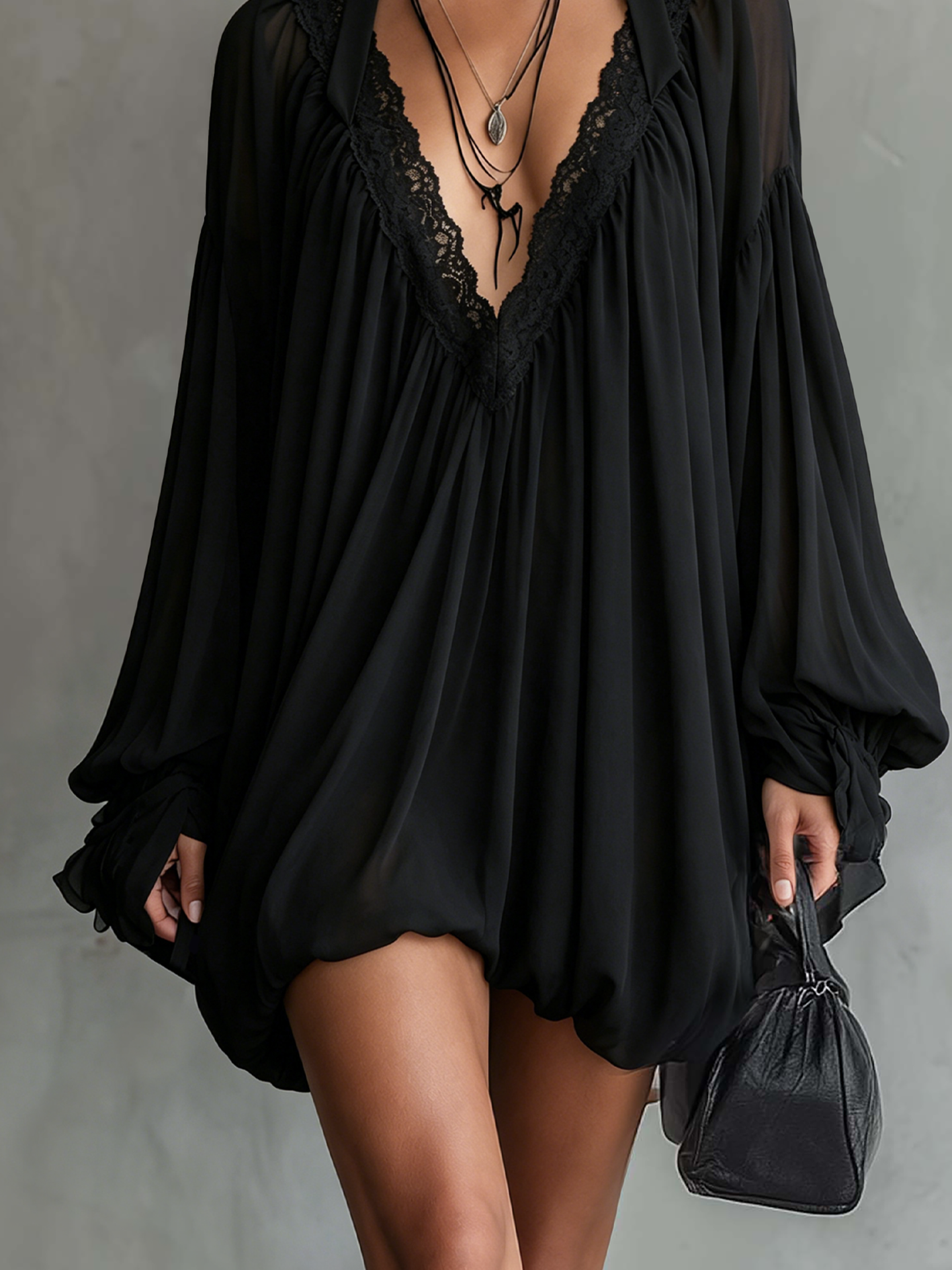 Robe Mini Noire — Chiffon Halter Col Dentelle
