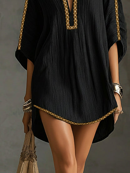 Robe Mini Noire — Col V Profond Manches Courtes