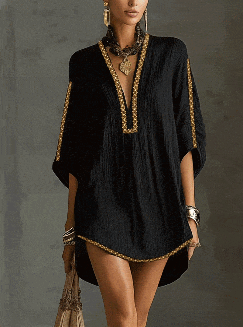 Robe Mini Noire — Col V Profond Manches Courtes