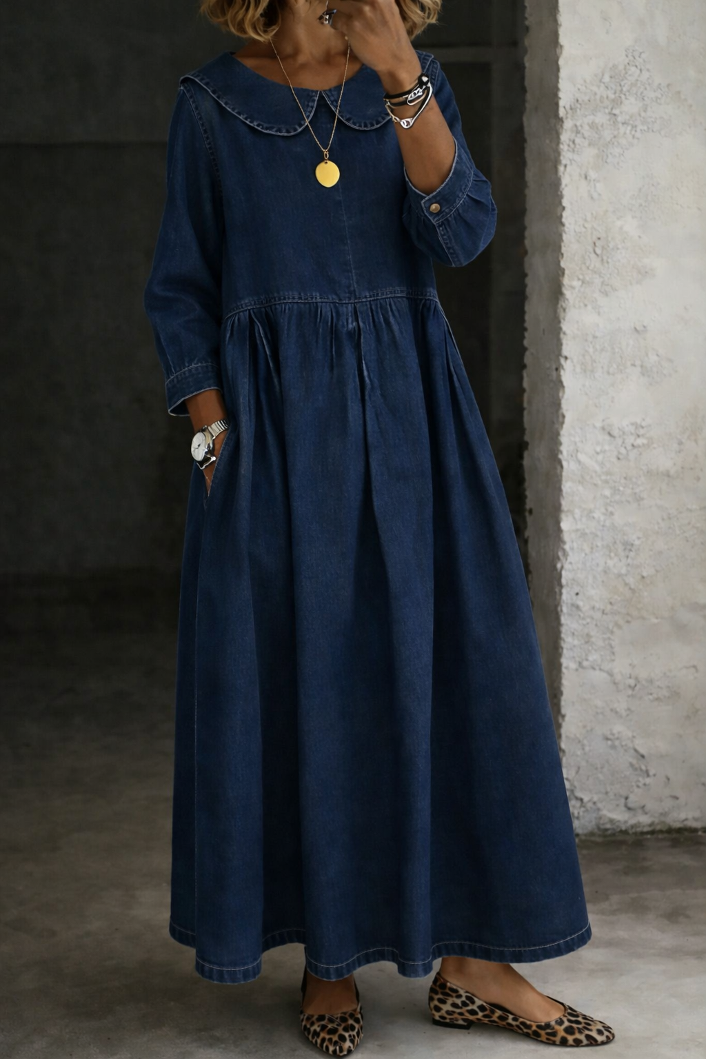 Robe en denim avec col Peter Pan
