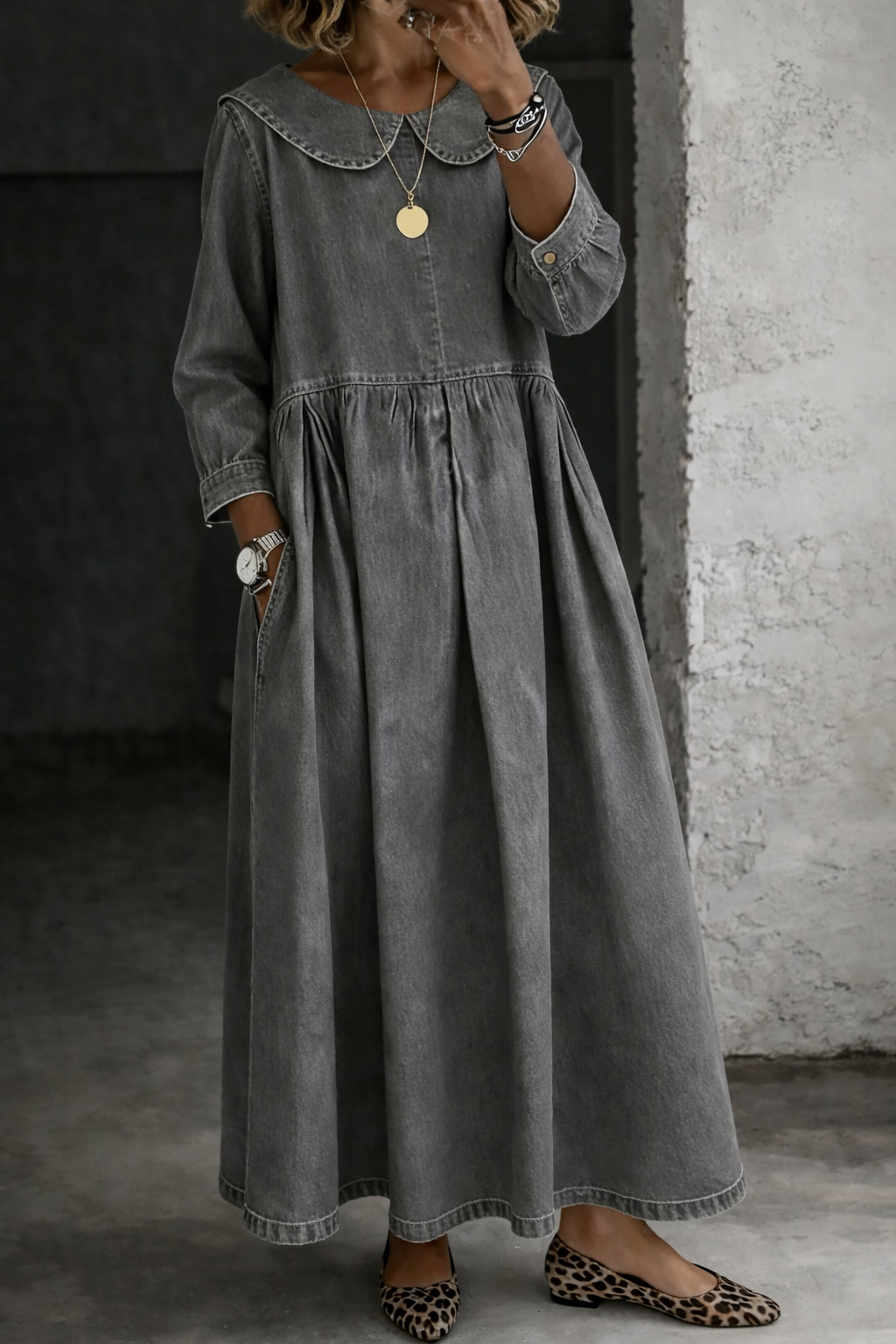 Robe en denim avec col Peter Pan