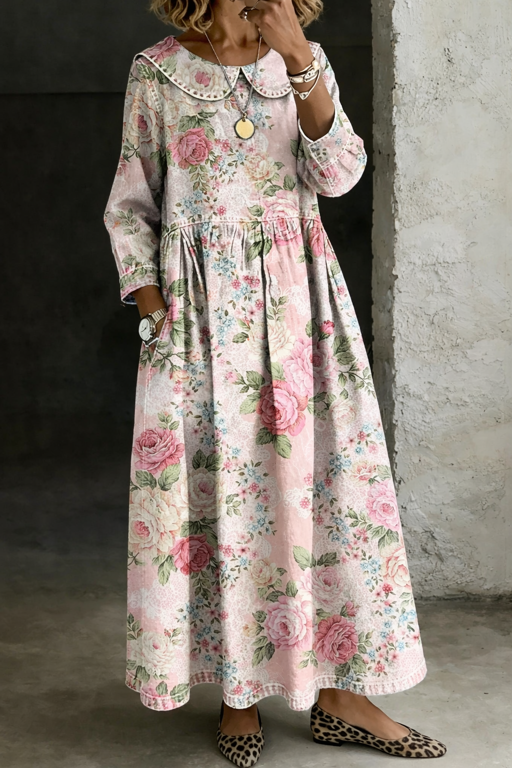Robe en jean Brooklyn avec col à fleurs