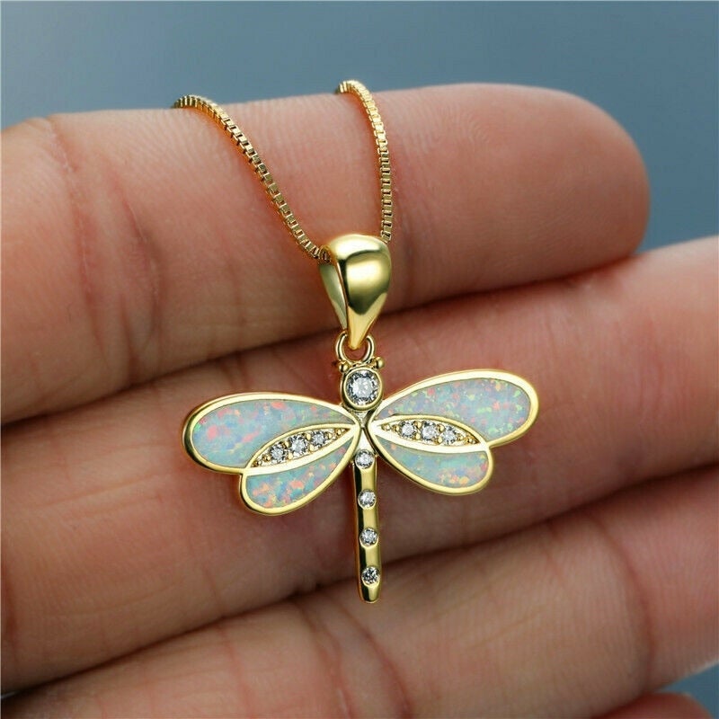 Collier Libellule Dorée avec Opale