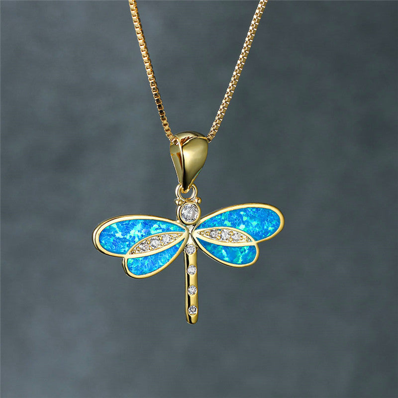 Collier Libellule Dorée avec Opale
