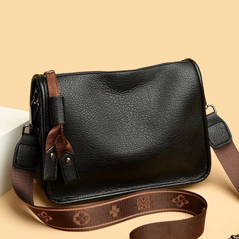 Crossbody hobo