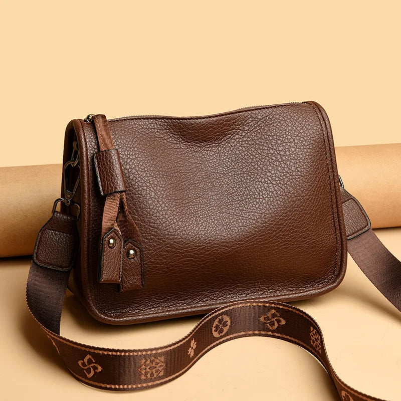 Crossbody hobo
